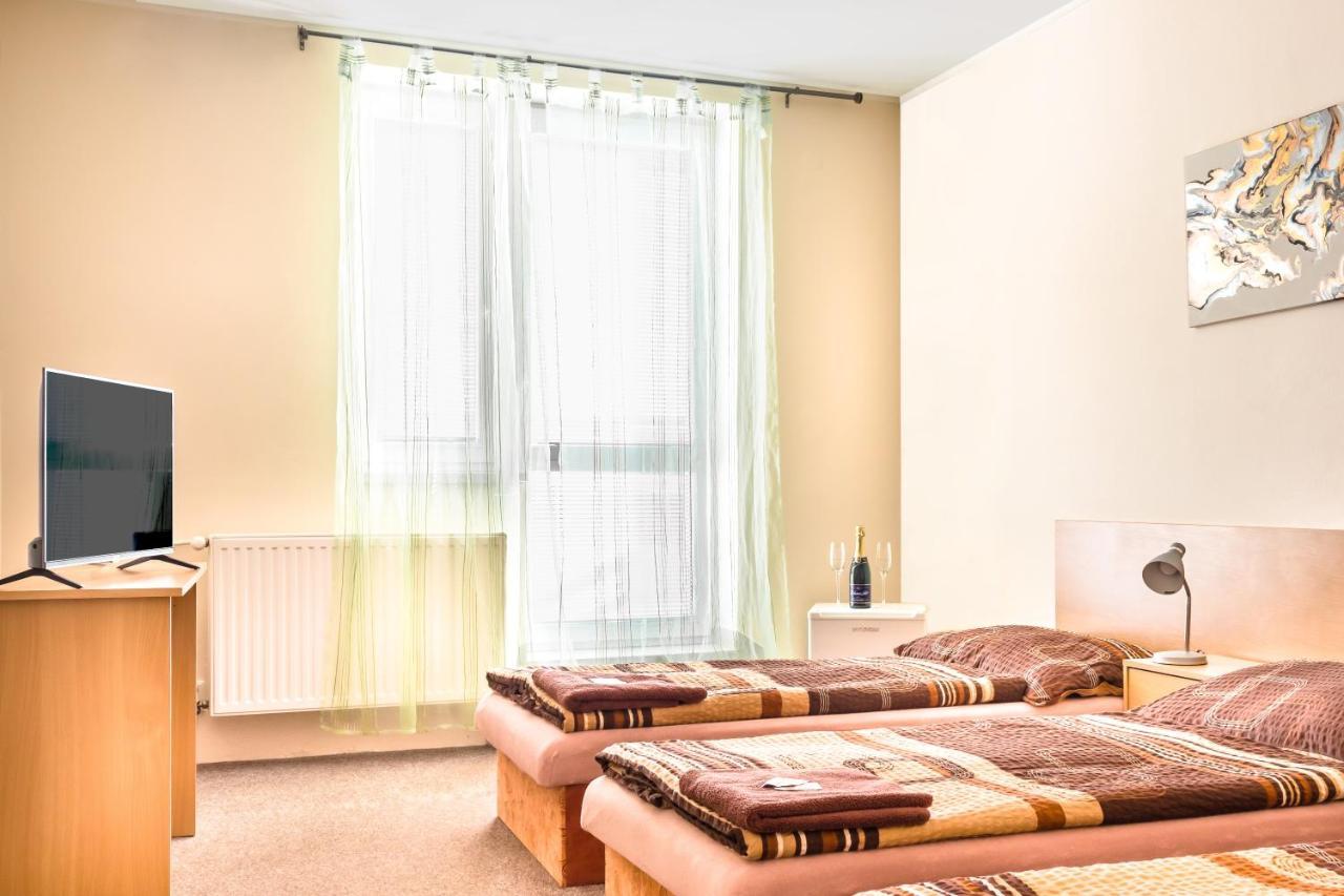 Hotel Zannam Brno Zewnętrze zdjęcie