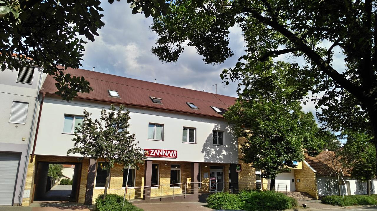 Hotel Zannam Brno Zewnętrze zdjęcie